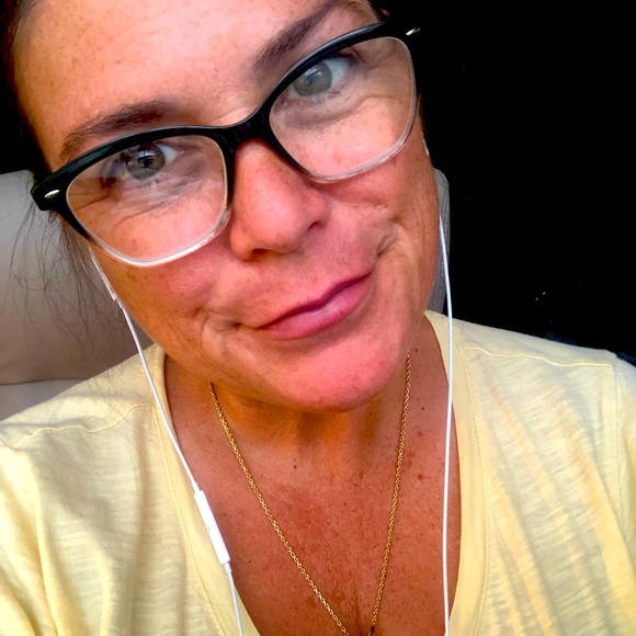 Meet your Posher, Allison - Picture 7 of 16